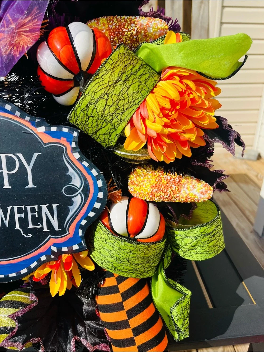 Michaels New Halloween which wreath really cute wreath, new